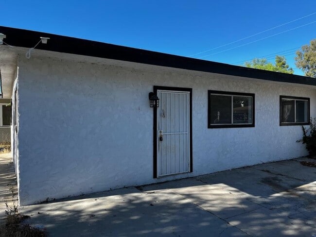 Building Photo - 38907 9th St E