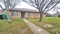Building Photo - 1002-1002 Mulkey Ln