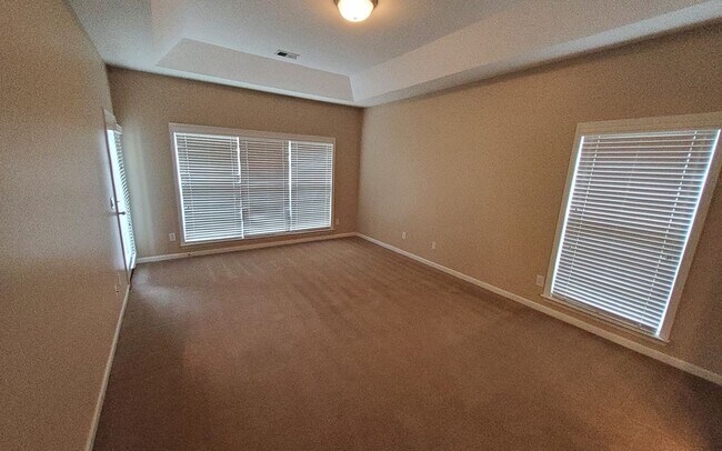 Building Photo - 600 Brutsch Avenue