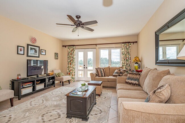 Building Photo - 5075 Harmony Cir