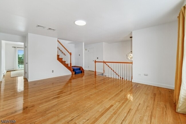 Building Photo - 30 Sanford Ave