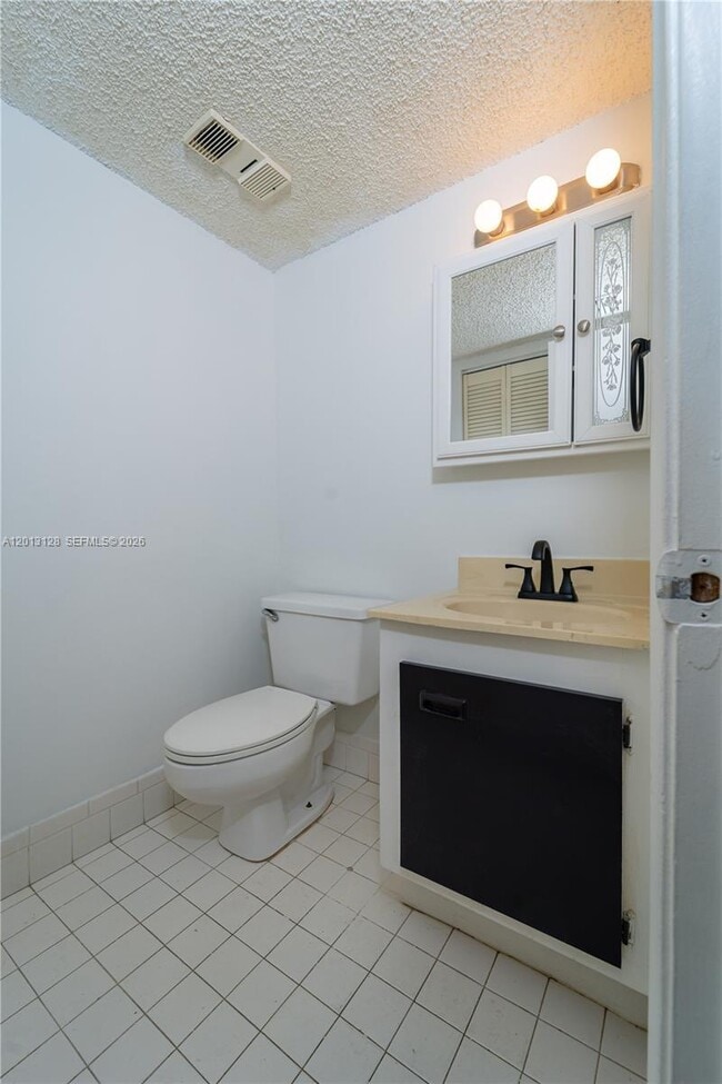 Building Photo - 2342 NW 36th Ave
