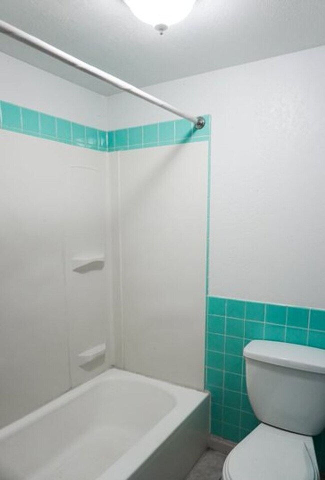 Building Photo - Half off First Month Rent plus a Free Ring...