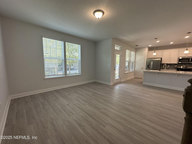 Building Photo - 2969 Fleur Ln