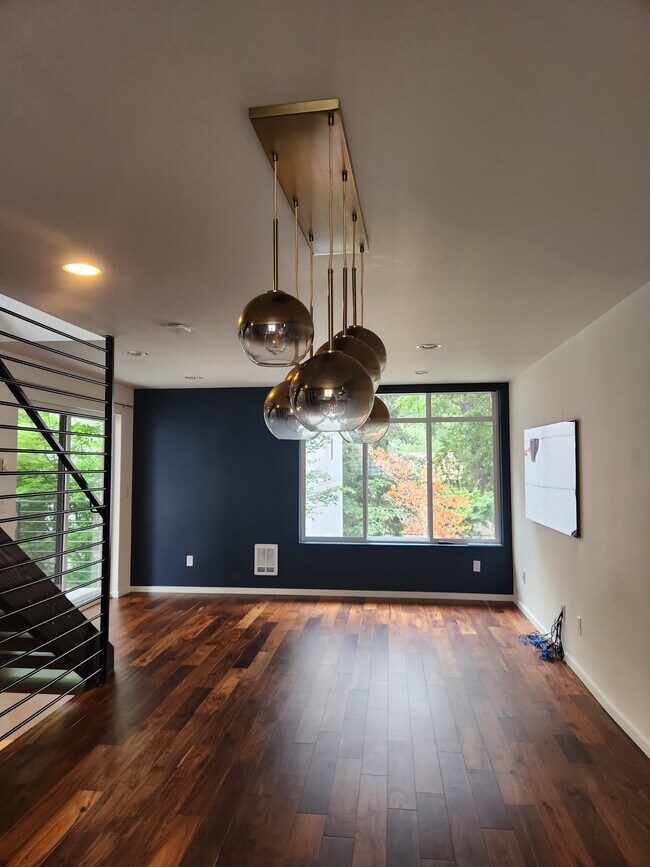Continuous open space for dining and living space - 2118 NE 89th St