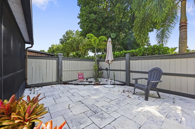 Building Photo - 13400 Bedford Mews Ct