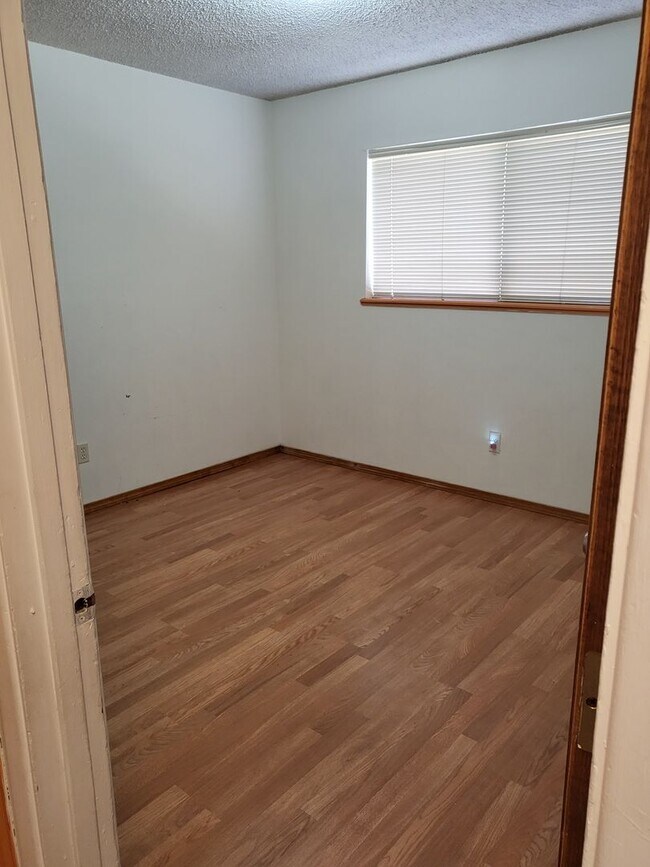 Building Photo - SH2229