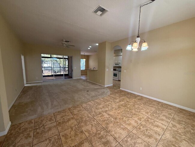 Building Photo - 5111 Ironsides Ct
