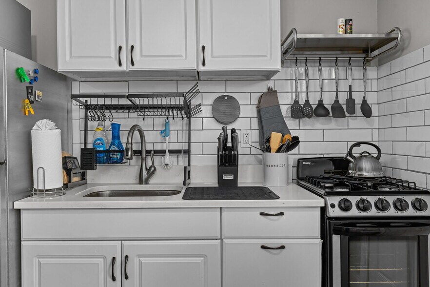 Building Photo - 6620 Wise Ave