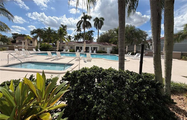 Building Photo - 13922 SW 102nd Ln