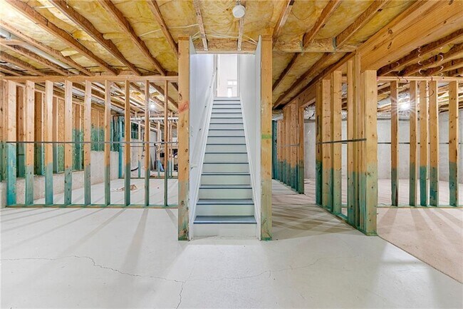 Building Photo - 325 Cranbrooke Cir