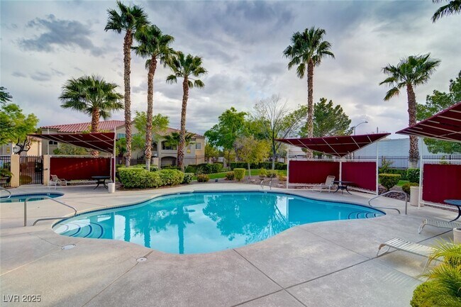 Building Photo - 7885 W Flamingo Rd