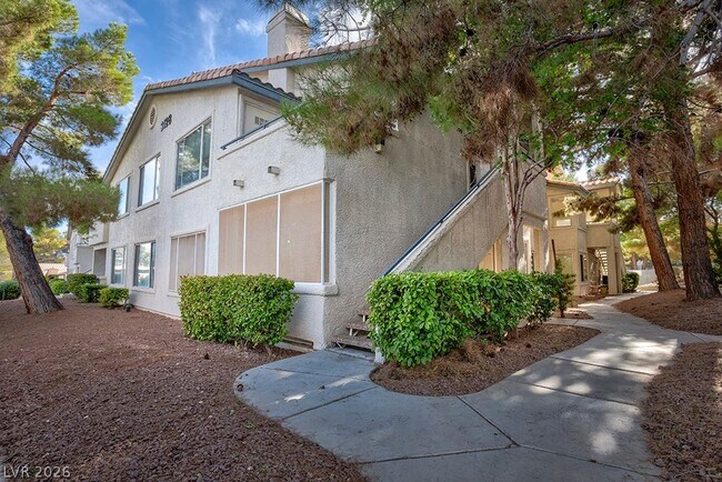 Building Photo - 3128 Tarpon