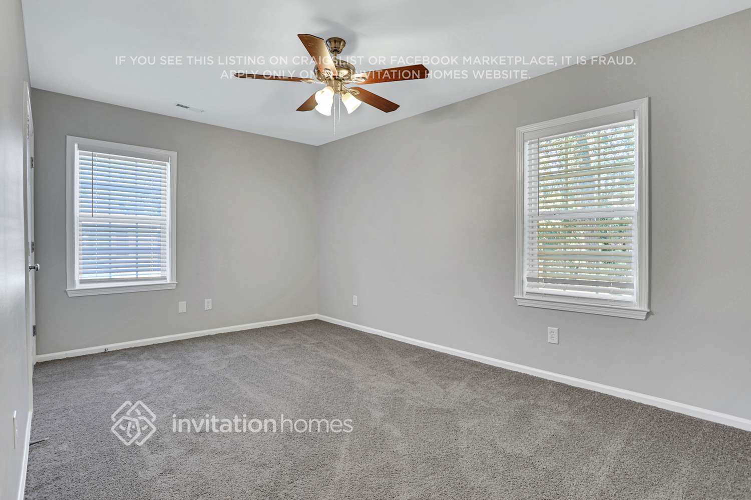 Building Photo - 843 Meadow Pl