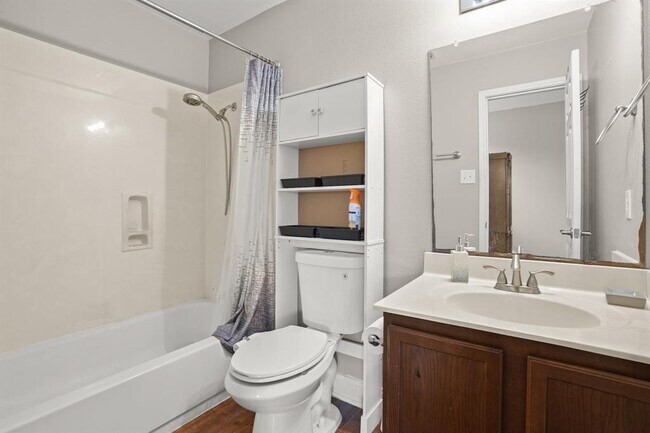 Building Photo - 424 Emma Rose Trail