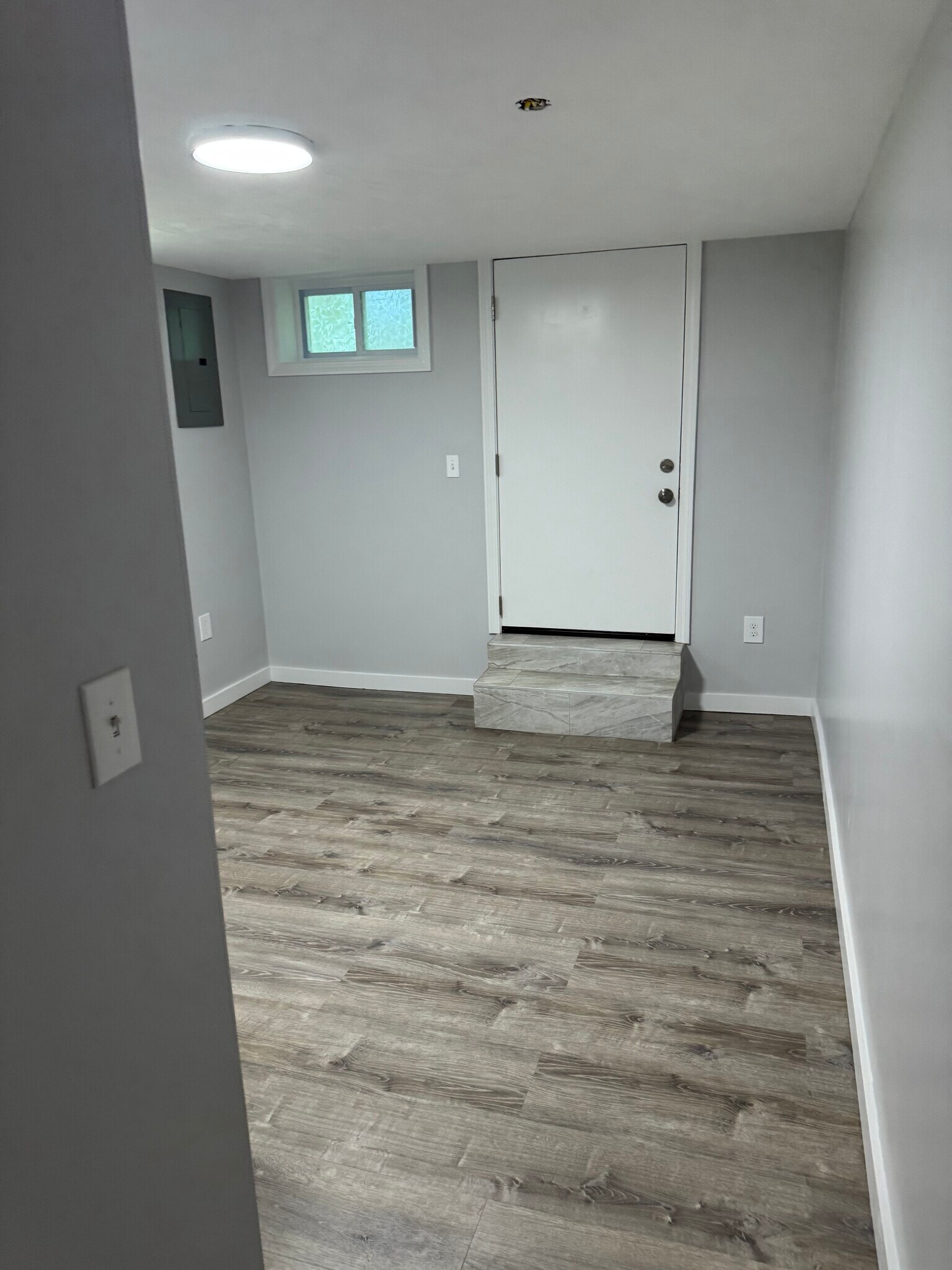 Could be used as office/ entertainment area only - 29 Beechmont St
