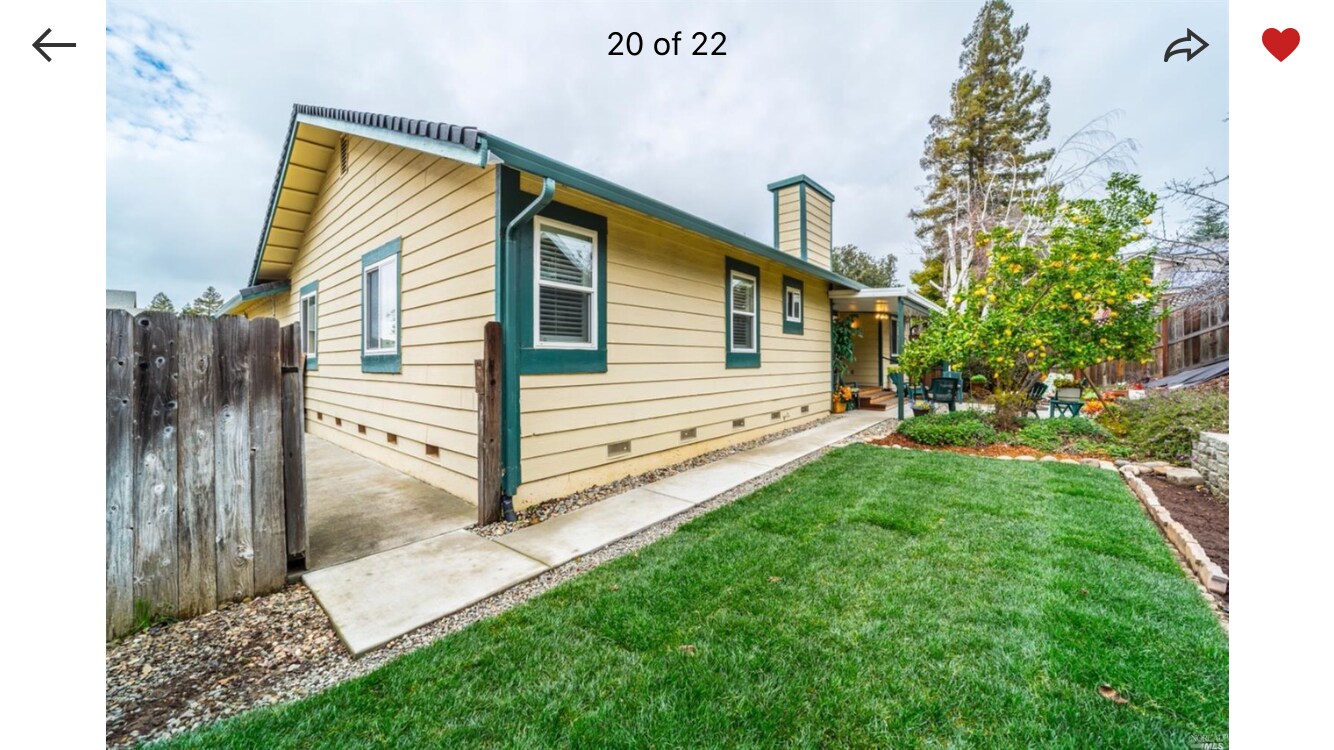 Building Photo - 2138 Lighthouse Dr
