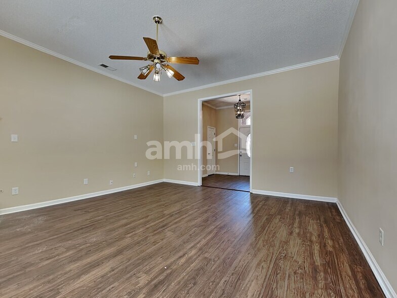 Building Photo - 5181 Marlboro Ct