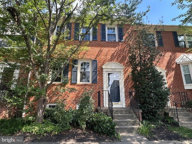 Building Photo - 10152 Village Knolls Ct