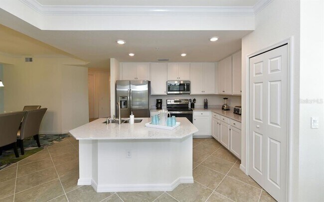 Building Photo - 17520 Gawthrop Dr