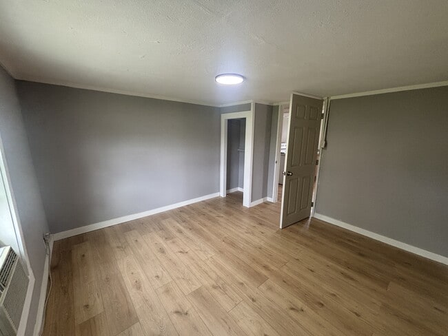 Building Photo - 1105 Mize St