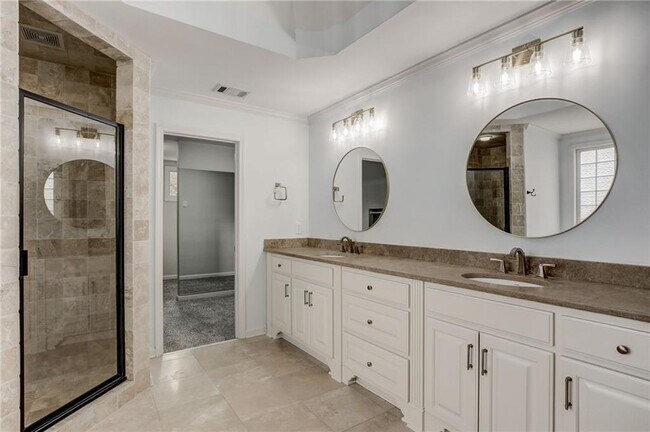 Building Photo - 128 Gold Springs Ct