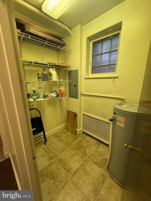 Building Photo - 151 N Hanover St