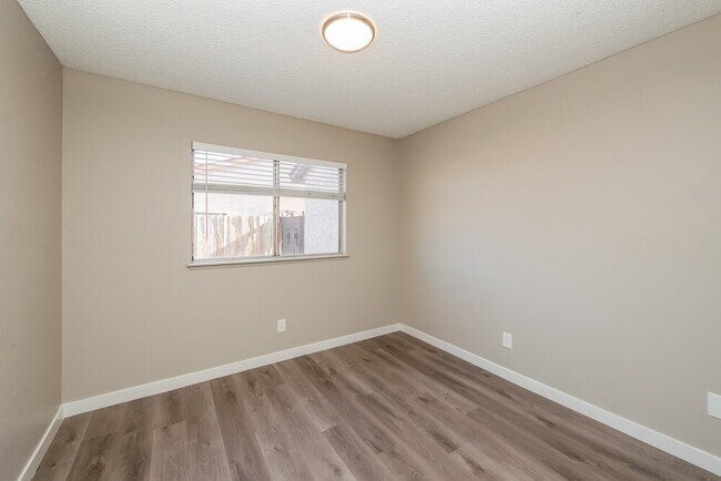 Building Photo - 3763 Briarcliff Rd