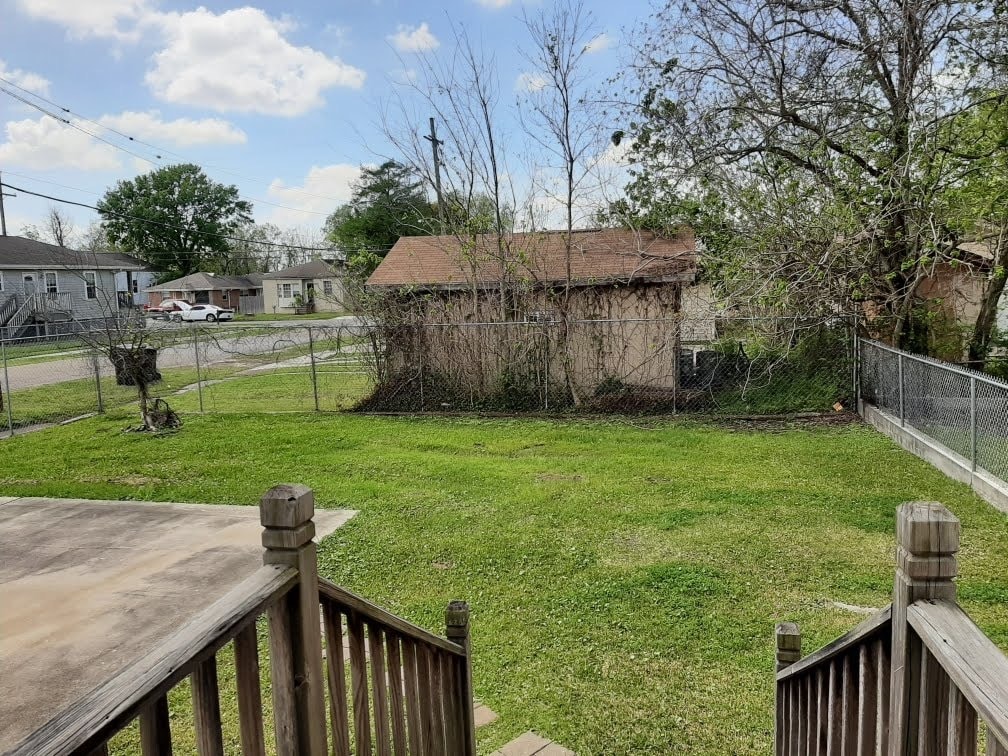 Building Photo - 4900 Pecan St