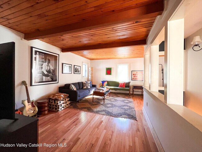 Building Photo - 258 NY-214