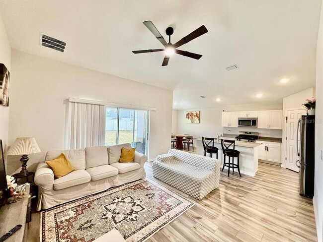 Building Photo - 14841 Sterling Spur Ave