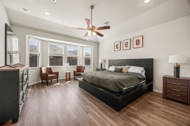 Building Photo - 15910 Jordan Mdw Wy