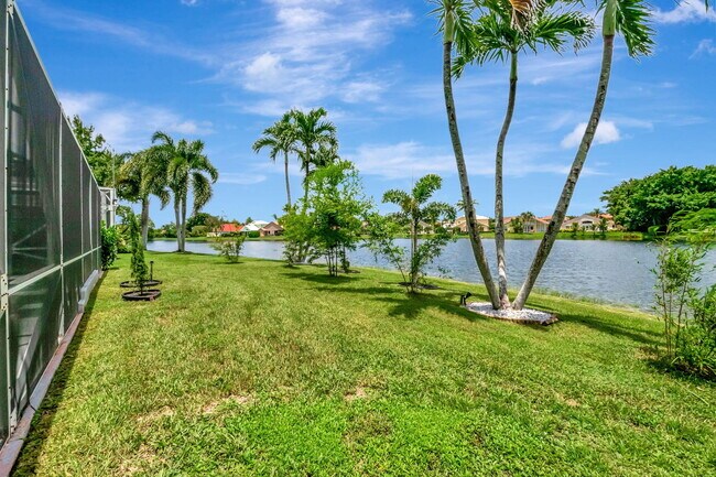 Building Photo - 10872 Tamoron Ln