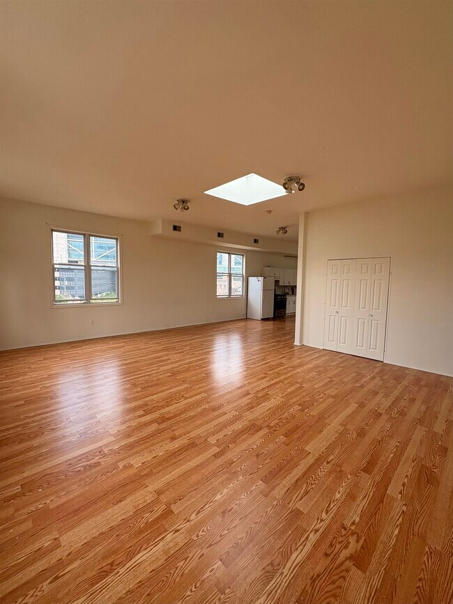 Building Photo - 434 Hoboken Ave