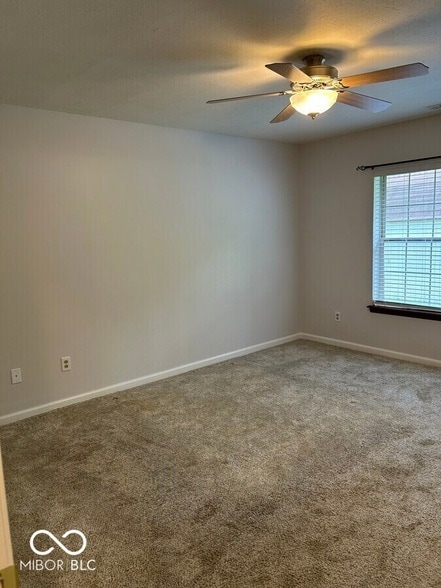 Building Photo - 6438 Thistle Bend