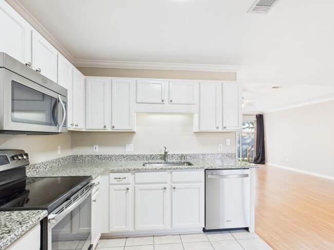 Building Photo - 1912 Spiller Way