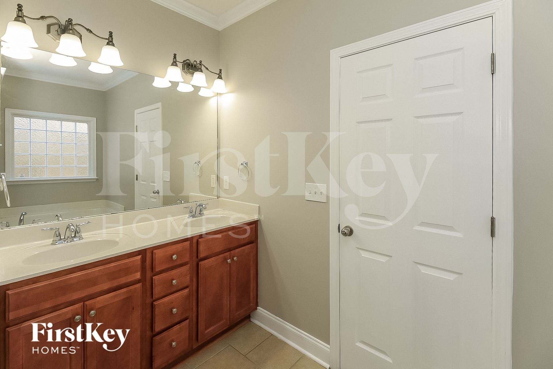 Building Photo - 54 Village Park Dr