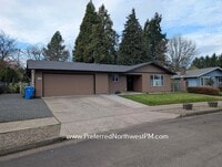 Building Photo - Modern 1 Bedroom Unit With Utilities and WiFi Included