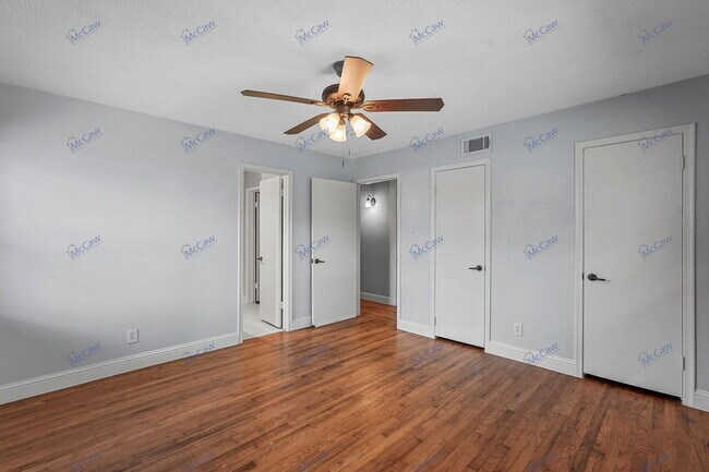 Building Photo - 1709 Ce Ora Dr