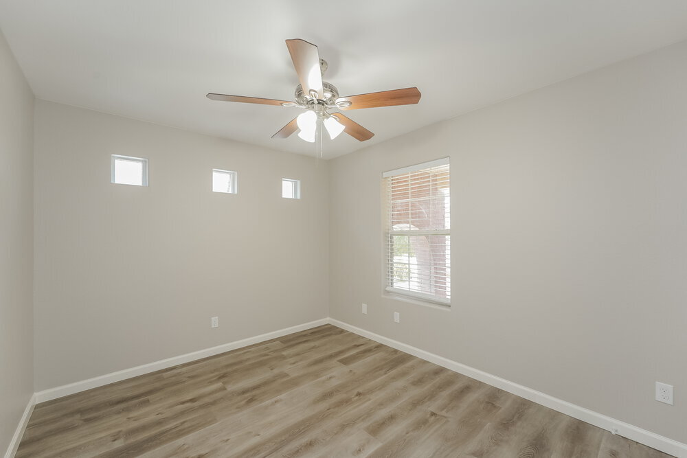 Building Photo - 444 Mystic Glen Loop