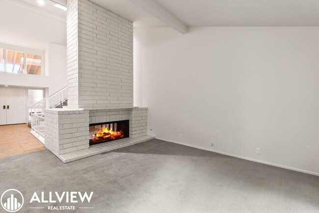 Building Photo - Spacious 4 bed, 2.5 bath Home Available Now in the Turtle Rock community