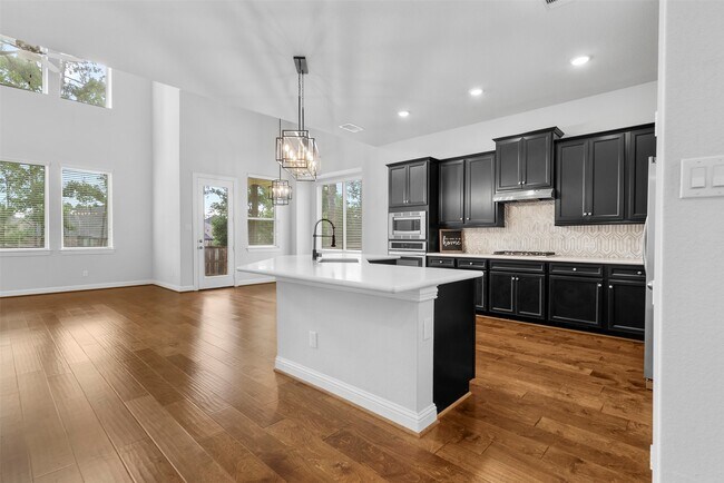 Building Photo - 148 Gray Pne Grv