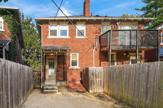 Building Photo - 1111 Northwest Blvd