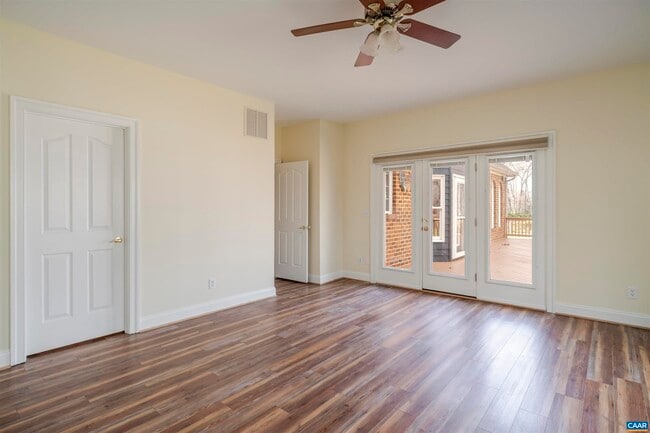 Building Photo - 3125 Beau Mont Farm Rd