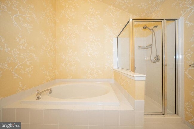 Building Photo - 234 Lookout Pl