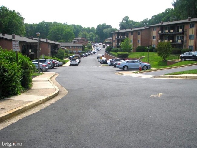 Building Photo - 10109 Fair Wds Dr