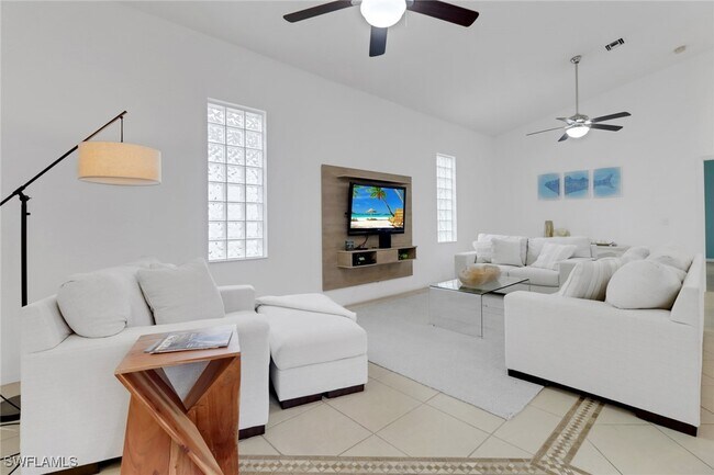 Building Photo - 9521 Mariners Cove Ln