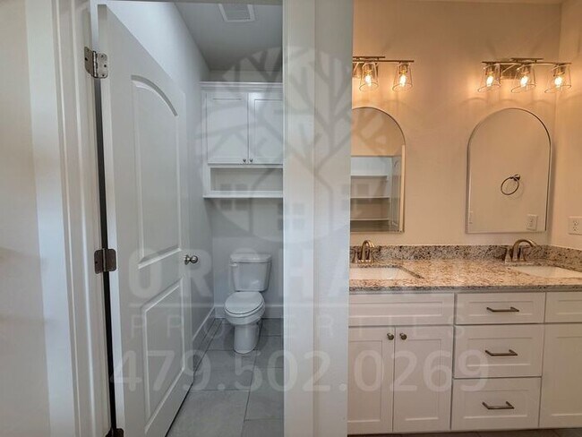 Building Photo - Bella Vista Single-Family Home- 3 Bed/ 2 B...