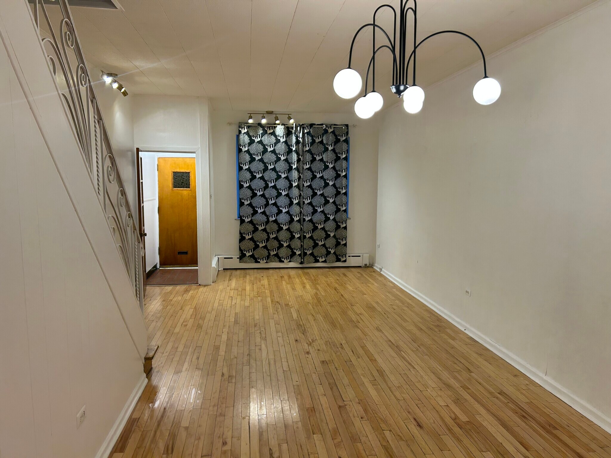 Building Photo - 2309 S Darien St