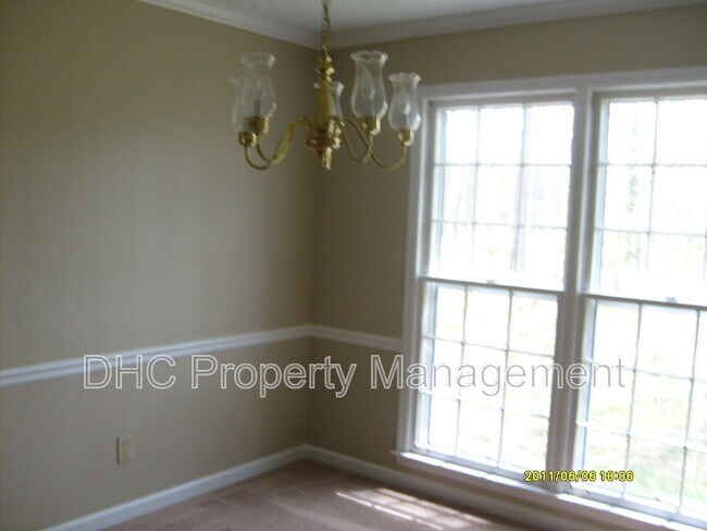 Building Photo - 3142 Ashbury Ln